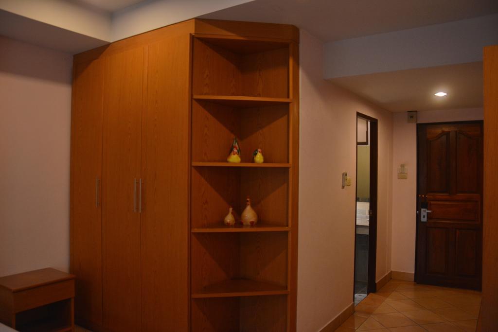 Seven Oaks Inn Jomtien Beach Room photo